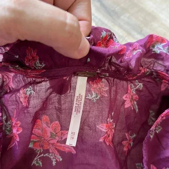 Free People Amanda Ruffle Floral Wrap Top in Sultry Combo Sz XS - Picture 7 of 10